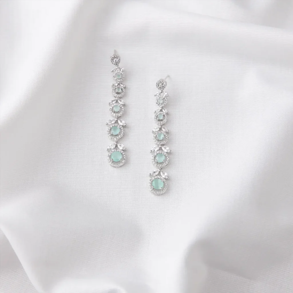 Classic Round Diamonds